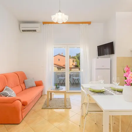 Vita, - 1 Apartment